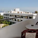 Yiorgos Hotel 2*