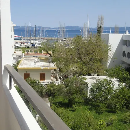 Hotel Yiorgos 2*
